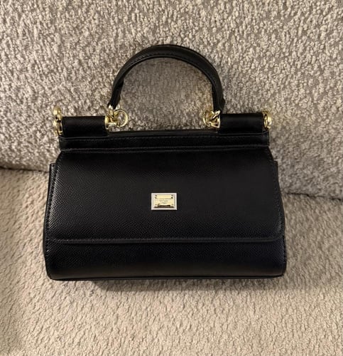 شنطة براند D&G