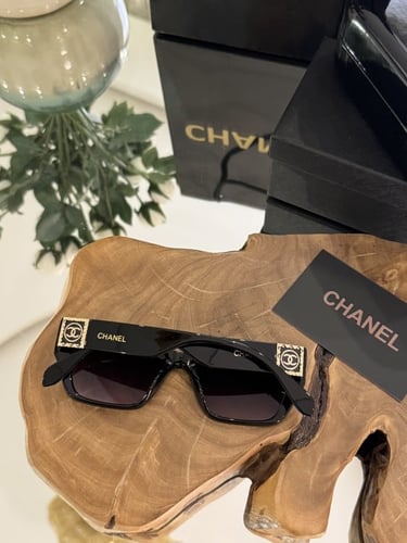 نظارة شانيل شامل الملحقات