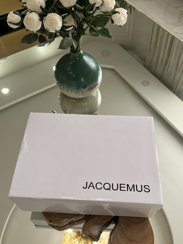 شنطة براند JACQUEMUS