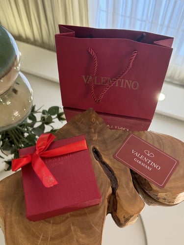 اسوارة فلنتينو شامل الملحقات