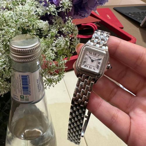 ساعة كارتير بانثير سمول كارتييه