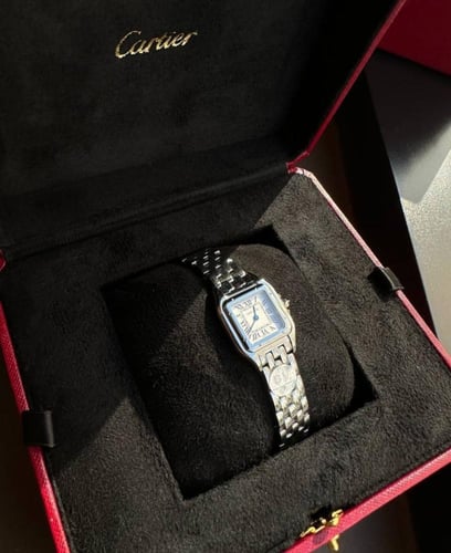 ساعة كارتير بانثير سمول كارتييه