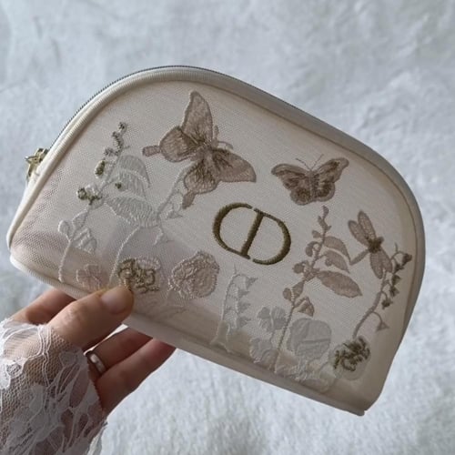 شنطة ميكب من ديور بيوتي - Dior