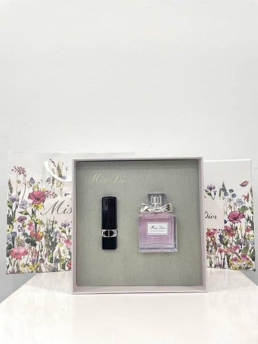 مجموعة عطر وروج Dior