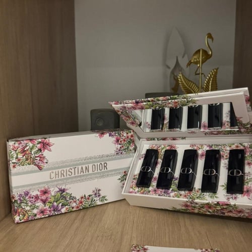 مجموعة ارواج ديور الوردي الجديدة - Dior