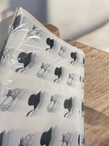 تغليف تخرج بلاستك للباقات