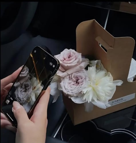 هولدر حامل مشروب مع تنسيق ورد مقوى ترابي