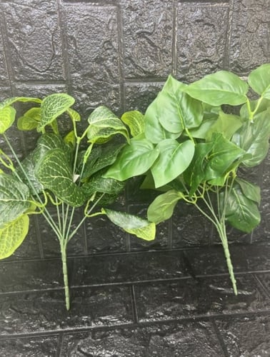 ورق اشجار صناعي شكلين