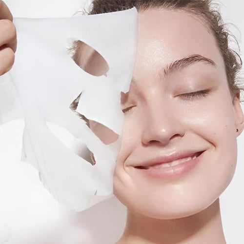 قناع ورقي للوجه بالفحم إسينس من آي إن ليب