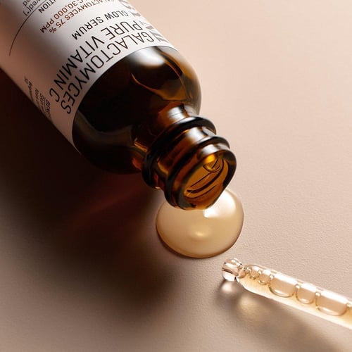 سيروم جالاكتوميسيس بخلاصة فيتامين C النقي لتفتيح ا...