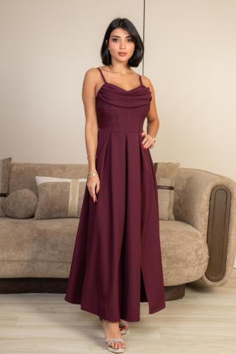 فستان سهرة ميدي بلون برغندي بتصميم أنثوي أنيق