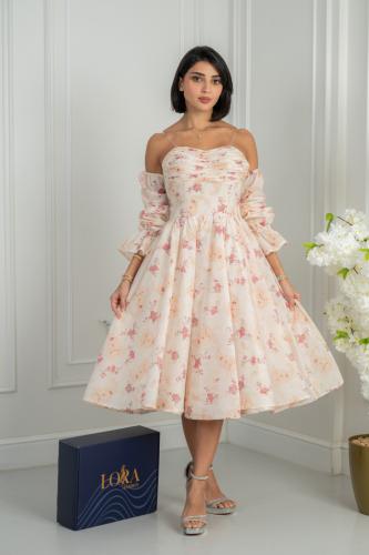 فستان وردي منقوش بأكمام وقصة أنثوية