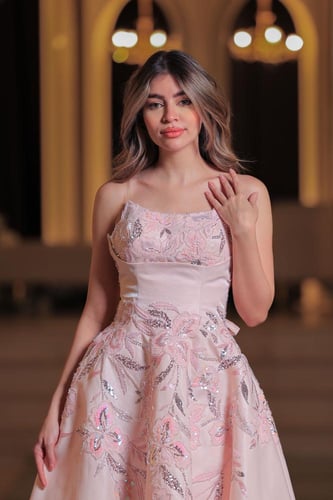 فستان سهرة أغصان الفضة