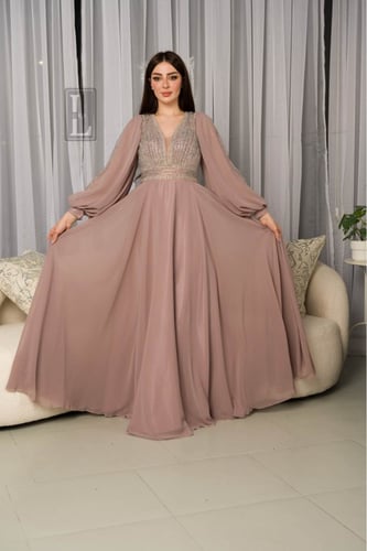 فستان سهره وردي بكمين مع تطريز