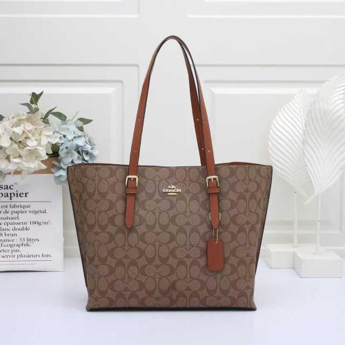 توت باغ جلد كوتش مولي بشعار الماركة لون بني