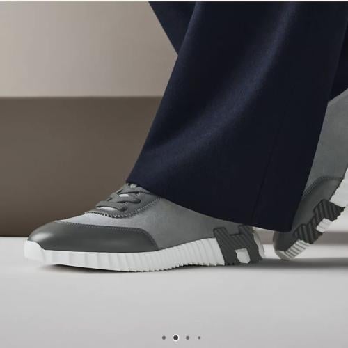 سنيكر إرمز باونسينج رجالي مخمل وجلد بلون رمادي