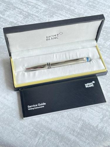 قلم الحبر الجاف مون بلان ستاروكر بلون فضي فاخر