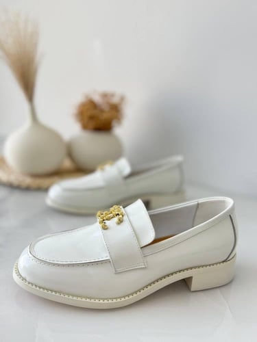 حذاء كلاسيكي نسائي حذاء شانيل بلاك لوفرز لون ابيض...