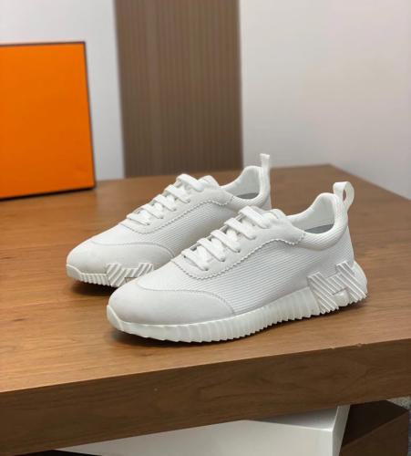 سنيكر للجنسين هيرميس باونسينج قماشي بلون أبيض