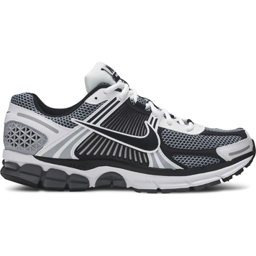 سنيكر رياضة نايك فوميرو5 بلاك وايت للجنسين