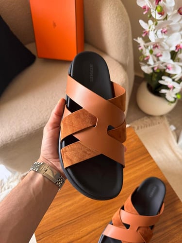 شبشب ايرمز رجالي كازمير متداخل لون عسلي جلد وشمواه