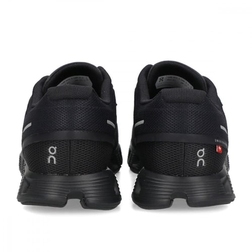 شوز رياضي اون كلاود 6 أسود – خفيف ومريح من On Runn...