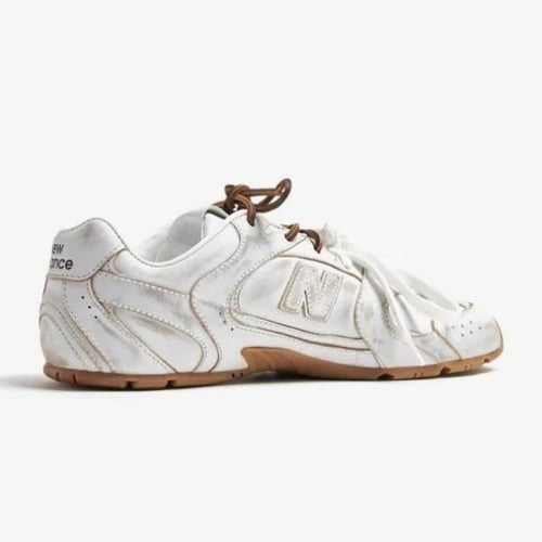 شوز نيو بالانس X ميو ميو catwalk style وايت لايت ل...