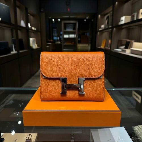 محفظة صغيرة ايرمز كونستانس سليم لون أورنج معدن فضي