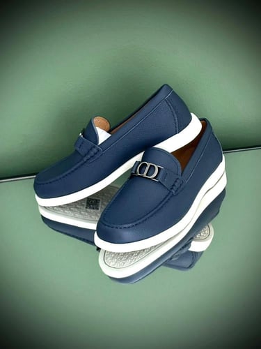 لوفرز ديور فلات رجالي جلد فاخر لون أزرق كحلي