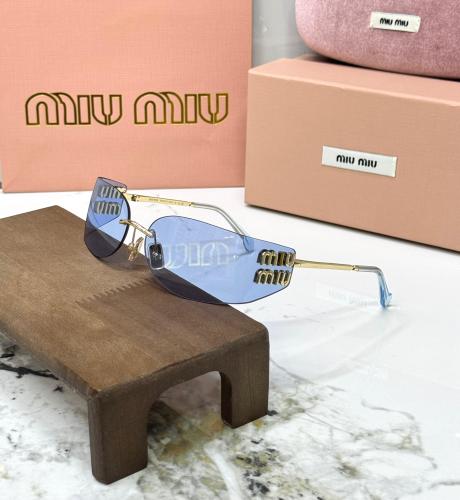 نظارات شمس ميوميو MUA51S عدسة أزرق وتفاصيل ذهبي