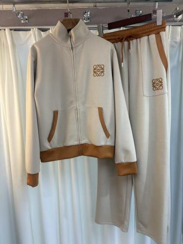 بدلة رياضية نسائية لويفي قطعتين بنطال وجاكيت بيج و...