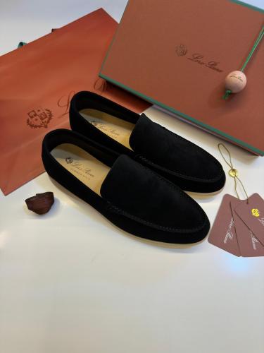 لوفرز لورو بيانا رجالي من جلد الغزال أسود كاجوال