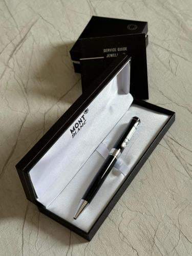 قلم فاخر مكتبي مون بلان كباس أسود وفضي