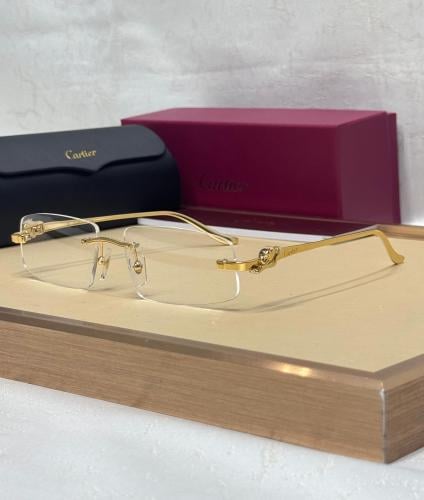نظارات طبية للجنسين كارتييه بانثر بحواف ذهبية