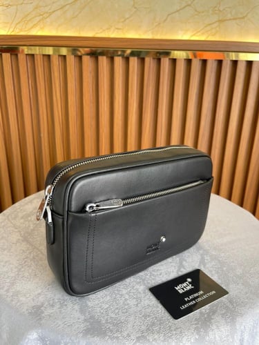 حقيبة رجالية صغيرة مون بلان ماسنجر بلون اسود