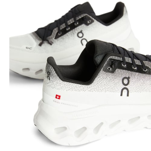 سنيكرز أون كلاود On Cloudtilt وايت بلاك