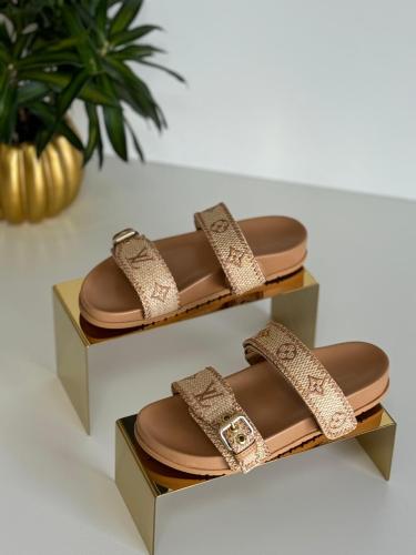 صندل لويس فيتون فلات قماشي لون بيج