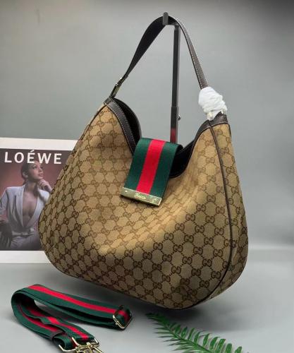 حقيبة كتف غوتشي جي جي كانفاس شيري لاين باللون البي...