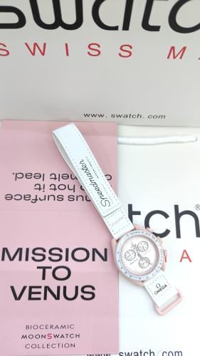 ساعة راقية نسائية اوميغا × سواتش مون سواتش لون ابي...