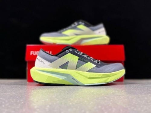 شوز رياضي نيوبالانس فول سيل للجنسين أخضر واسود