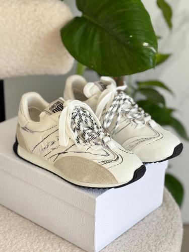 سنيكرز رياضي ديور D-Sketch نسائي بلون ابيض