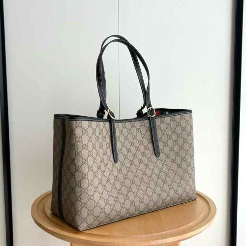 شنطة قماشية كبيرة قوتشي GG لون بني بيج راقية