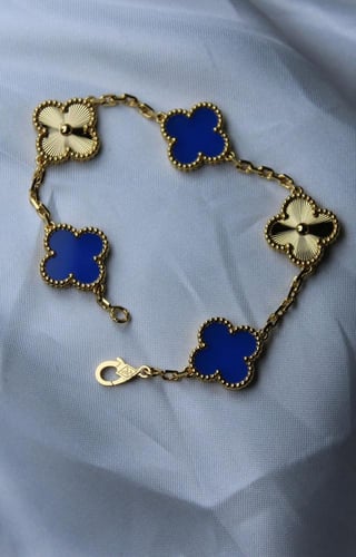 إسوارة فان كليف زهرة الهامبرا الشهيرة لون ذهبي وني...