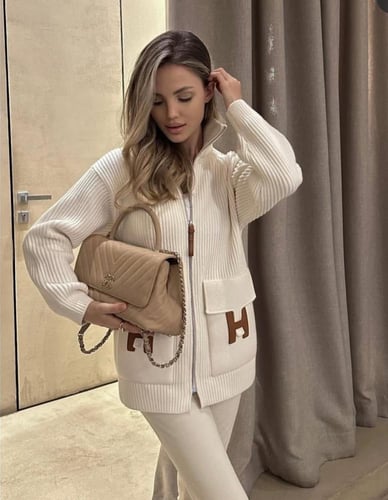 سترة صوف ايرميز ناعم مع جيوب H جلد باللون الأبيض