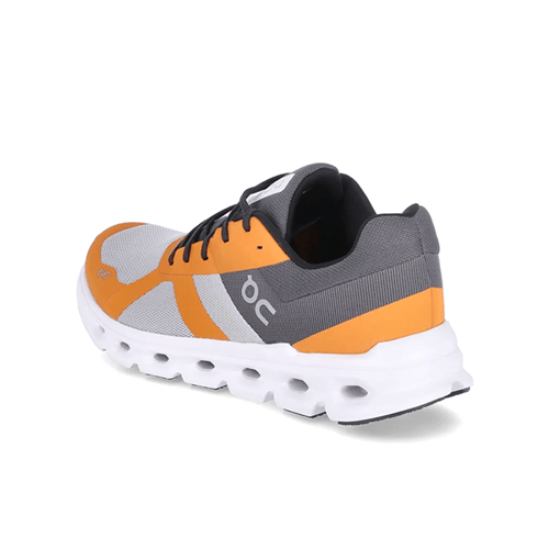 شوز أون رانينج كلاود رانر واتر بروف أورانج بلاك