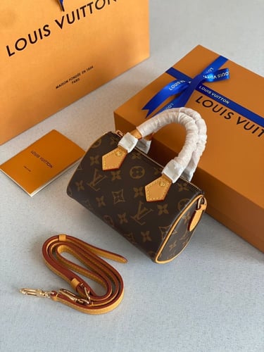 حقيبة لويس فيتون Nano Speedy كتف – مونوغرام بني أي...