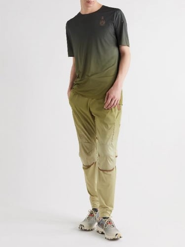 شوز لويفي كلاود فنتشر رانينج شبكي رمادي شعار احمر