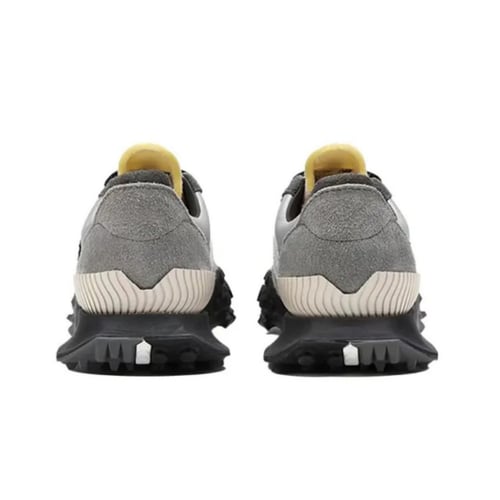 حذاء نيو بالانس 72xc رمادي داكن