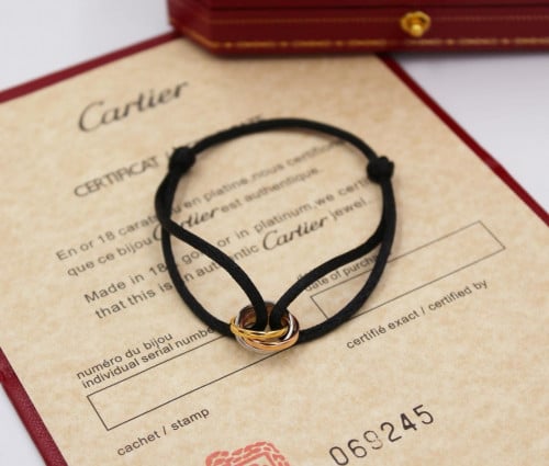 اسوارة كارتييه بلاك