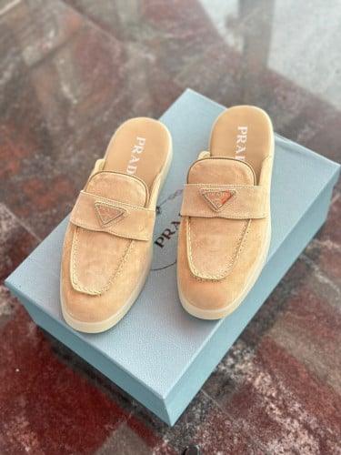 سليبر مغلق برادا شامواه أصفر فاتح